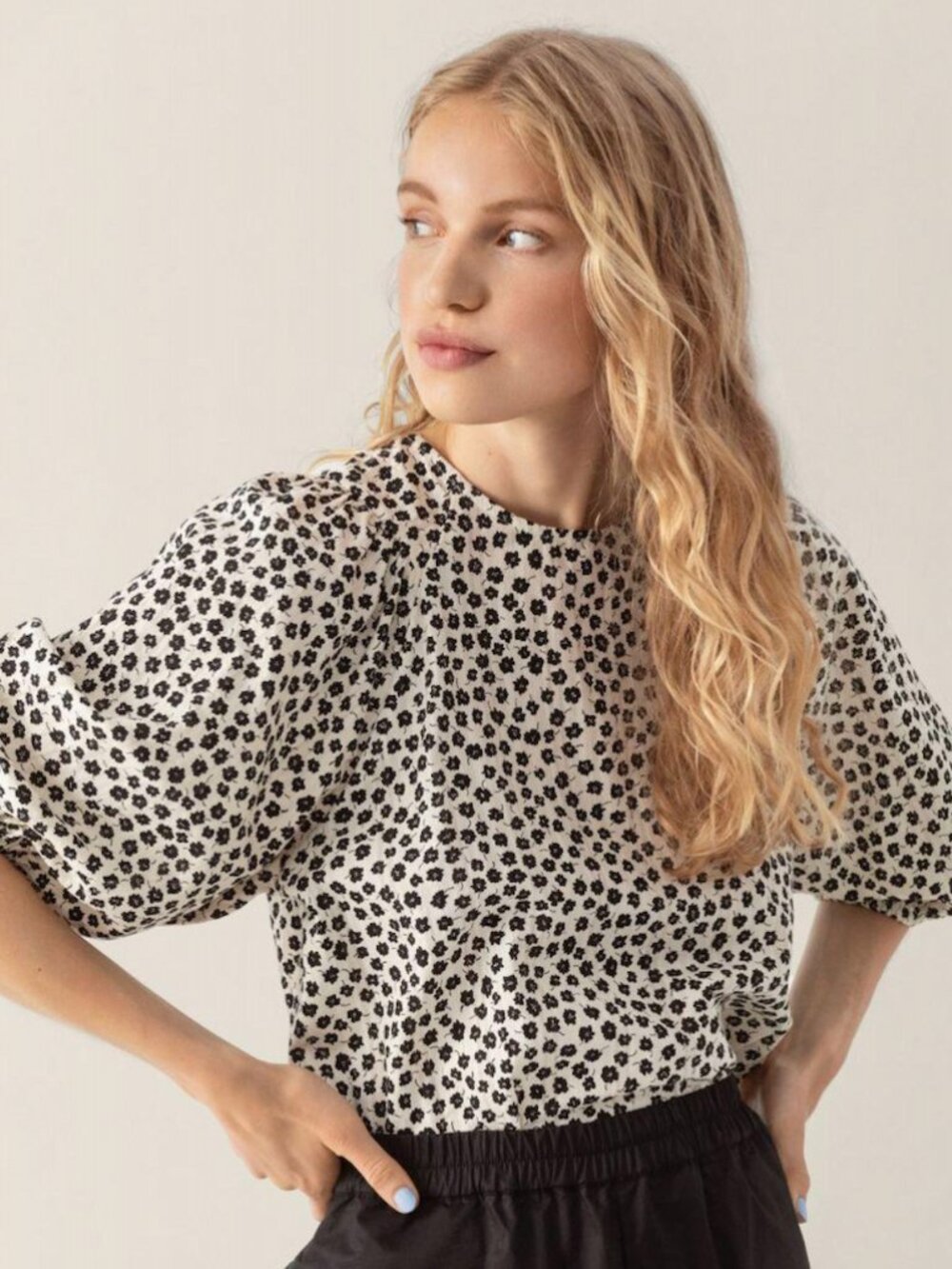 H&M Poplin Floral Puff Sleeve Blouse